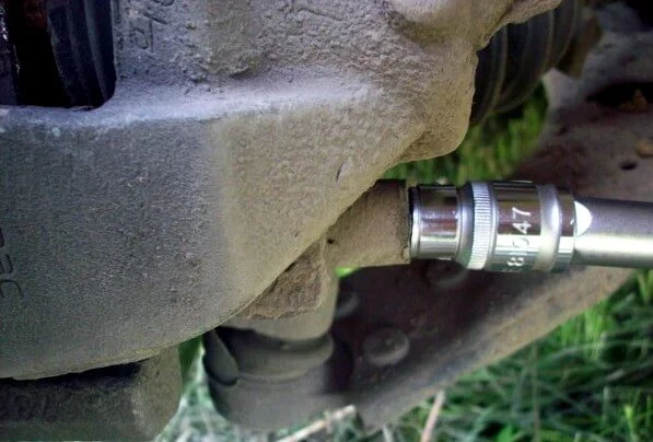 направляющая суппорта